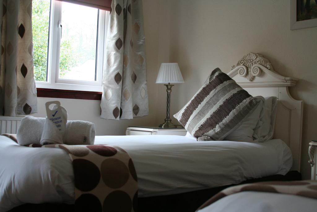 The Waterside Hotel Inverness Exteriör bild